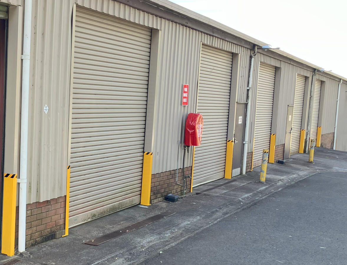 Reflective Tape &amp; Warning paint